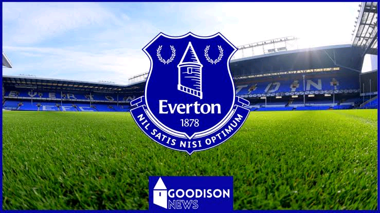 Everton sign "skilled" Arsenal star, with a second player expected to join in eye-catching double swoop.