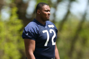 CHICAGO BEARS SIGN THIRD-ROUND PICK KIRAN AMEGADJIE TO ROOKIE CONTRACT